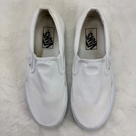 Vans Classic Slip‑On True White Women’s Size 7 Canvas Sneaker - Picture 8 of 10